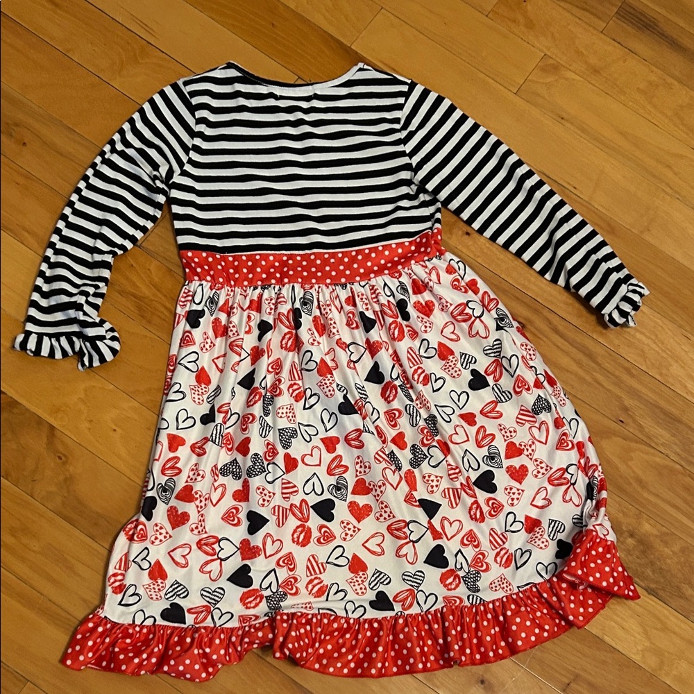 Charming Striped and Heart Kids Dress - Picture 7 of 7